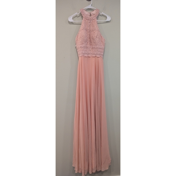 Alyce Paris Pink Tulle Skirt Halter Neck Crochet Top Open Back Gown Size 0 - Picture 1 of 6